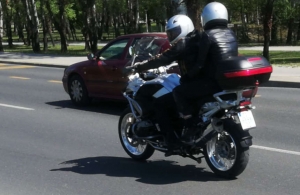 PROMETNA KULTURA: Kako sigurno i odgovorno voziti motocikl i moped?